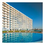 Apartamente din complexul Blaxy Resort, 23 August, deținute de SC Redis Market SRL, disponibile pentru licitație în urma unei executări silite 2 parti din doua apartamente din complexul blaxy resort 23 august detinute de sc redis market srl scoase la licitatie intr un dosar de executare silita 68b65f29cc851