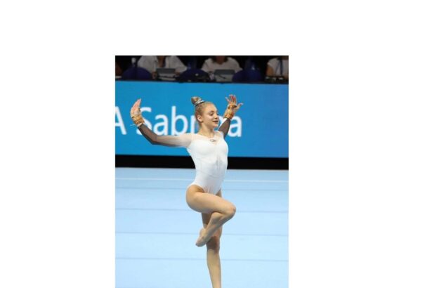 performanta pentru csm constanta sabrina voinea calificata in finala de la sol la cupa mondiala de la paris 68c65b44b6300