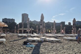pericol pe litoral steag rosu arborat pe toate plajele din eforie nord 68c66262b3919
