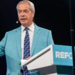 Viziunea lui Nigel Farage pentru Marea Britanie: Chiar și cu doar 4 parlamentari, susținătorul Brexit își croiește drum spre putere. 3 planul lui nigel farage pentru marea britanie desi partidul sau are doar 4 parlamentari promotorul brexit se pregateste de guvernare 68bb359188b78