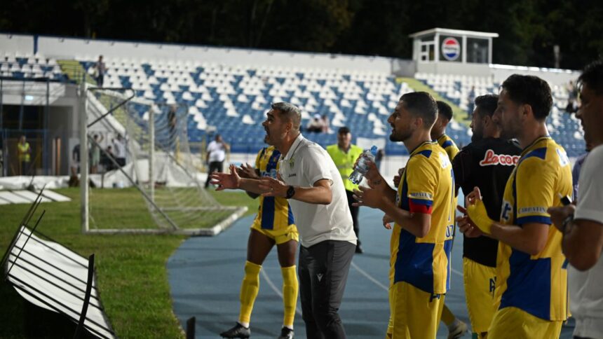 Se desparte de Petrolul?! Liviu Ciobotariu a dezvăluit ce urmează după apelurile fanilor pentru demisia sa 1 pleaca de la petrolul liviu ciobotariu a anuntat ce se intampla dupa ce fanii petrolului i au cerut demisia 68b60a447595e