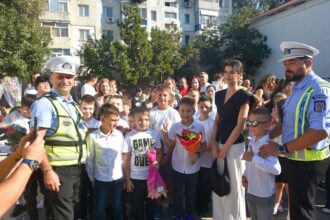 politia locala constanta alaturi de elevi si in acest an scolar 68be9c7b311f4