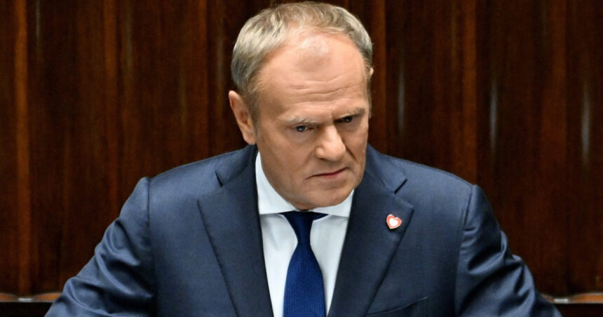 Polonia ia măsuri împotriva unui ucrainean care a controlat o dronă deasupra instituțiilor statului în Varșovia 1 polonia expulzeaza un ucrainean care a directionat o drona deasupra cladirilor guvernamentale din varsovia 68cae13feb228