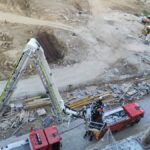 Intervenție de urgență a pompierilor în cartierul Compozitorilor! Echipajele de salvare mobilizate cu autoplatforma și mașinile de stingere 3 pompierii chemati de urgenta in cartierul compozitorilor salvatorii intervin cu autoplatforma si autospecialele de stingere 68bc62ee88400