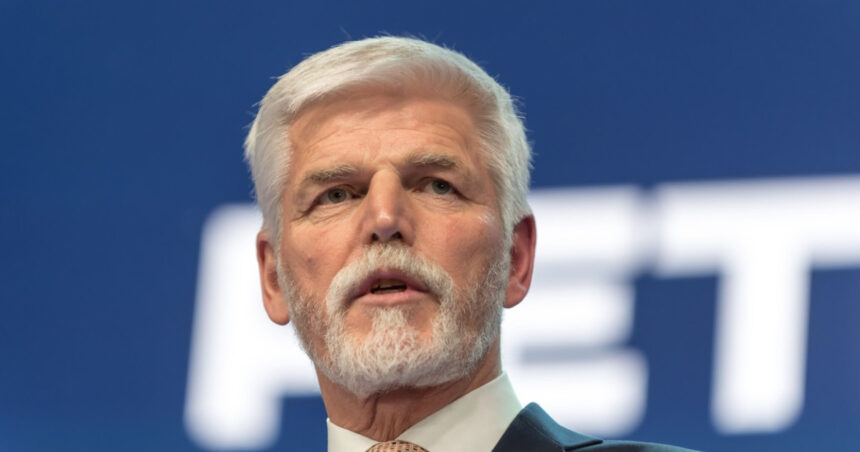 Petr Pavel, liderul Cehiei, solicită interceptarea aeronavelor rusești care trec peste frontierele statelor NATO 1 presedintele ceh petr pavel a cerut doborarea avioanelor rusesti care incalca granitele tarilor nato 68cf7acc0cb19