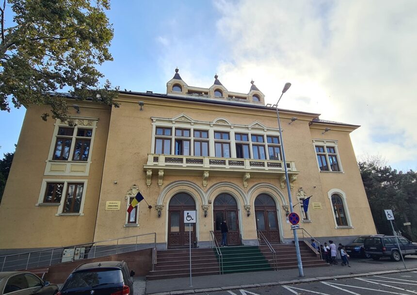 Nicușor Dan, președintele, a oficializat pensionarea a doi judecători din Constanța: află identitatea acestora! 1 presedintele nicusor dan a semnat decretele de pensionare pentru doi judecatori din constanta vezi cine sunt cei doi magistrati 68daae864e113