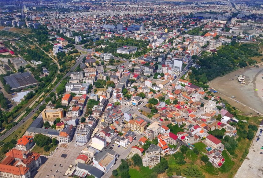 Constanța investește peste 15,12 milioane de euro în securizarea bunurilor publice și monitorizarea accesului în zonele sensibile! 1 primaria constanta se pregateste sa dea peste 1512 milioane de euro din fonduri bugetare pentru paza bunurilor municipiului serviciul presupune si controlul auto in zonele restrictionate 68c84f931082a