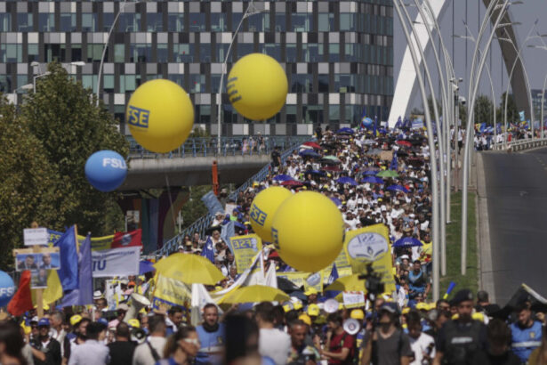 profesorii vor continua protestele anunta sindicatele din invatamant cand ar putea avea loc acestea 68c2c6dbd3145