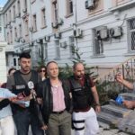 Cadrele didactice sub lupă: Profesor de Religie, suspectat de pornografie infantilă, se prezintă în fața Tribunalului Constanța pentru o posibilă arestare 3 profesorul de religie acuzat de pornografie infantila dus la tribunalul constanta cu propunere de arestare 68d29efe5c4c9