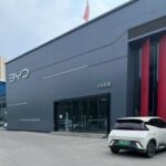 Declinul profitului BYD: Prima scădere în 3 ani și jumătate, pe fundalul războiului prețurilor din China 3 profitul byd scade pentru prima data in 3 ani si jumatate pe fondul razboiului preturilor din china 68b556800de59