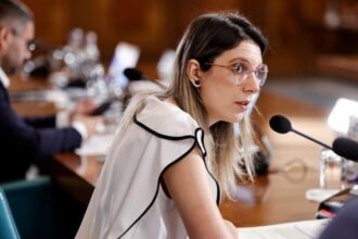 programul rabla 2025 va fi lansat saptamana viitoare ecotichetul pentru electrice scade la 18 500 lei 68c2f62f55e91