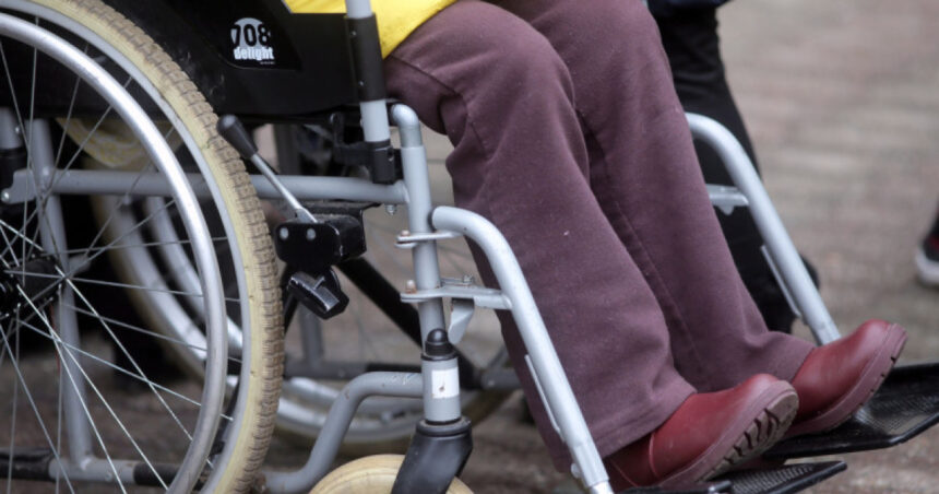 Inițiativa: Revizuirea criteriilor pentru clasificarea gradului de handicap. „Combaterea fraudelor și abuzurilor este esențială pentru protejarea celor vulnerabili” 1 proiect noi criterii de incadrare in grad de handicap fraudele si abuzurile nu mai trebuie sa i afecteze pe cei vulnerabili 68bb15fe045e9