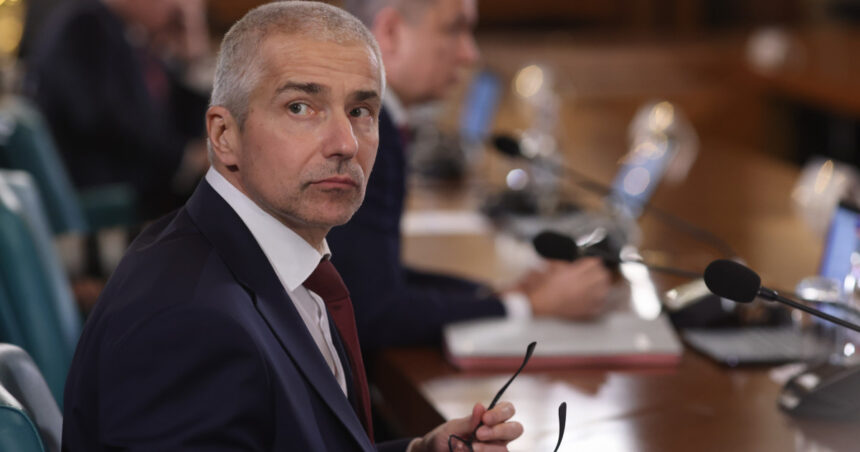 Radu Marinescu: „Judecătorii nu sunt adversarii națiunii.” Care sunt perspectivele reformei pensiilor în fața CCR? 1 radu marinescu magistratii nu sunt niste dusmani ai poporului ce sanse are reforma pensiilor sa treaca de ccr 68b5e51a6c407