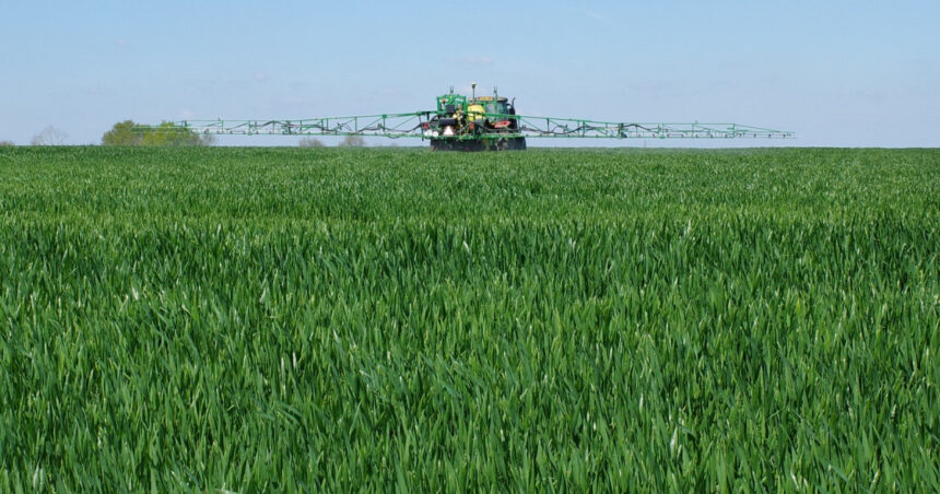 Alerte roșii: Europa a dublat vânzările de pesticide interzise în cadrul UE în ultimele șase ani! 1 raport ingrijorator europa si a dublat exporturile de pesticide interzise in ue in ultimii sase ani 68d2e430ad6d2