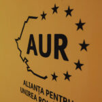 AUR răspunde după incidentul cu femeia din lista sa, surprinsă cu șase cuțite în Parlament 2 reactia aur dupa ce o femeie care se afla pe lista partidului pentru un eveniment a fost prinsa cu sase cutite la parlament 68c413c3d6967