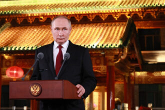 reactia lui putin cand a fost intrebat despre magul de la kremlin filmul in competitia de la festivalul de film de la venetia 68c7c16425c1c