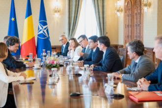 romania cauta sa se inarmeze nicusor dan s a intalnit cu reprezentantii airbus si ambasadorii frantei germaniei si spaniei 68d430bc5feb0