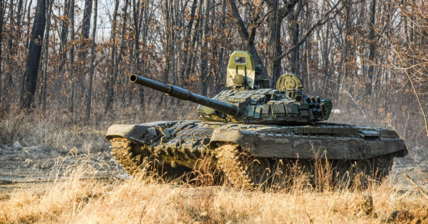 Rusia ia în considerare revitalizarea tancurilor T-72A din perioada sovietică, în contextul creșterii pierderilor pe câmpul de luptă. 1 rusia ar putea repune in functiune tancuri t 72a din era sovietica pe fondul pierderilor militare tot mai mari 68d813b52e23c