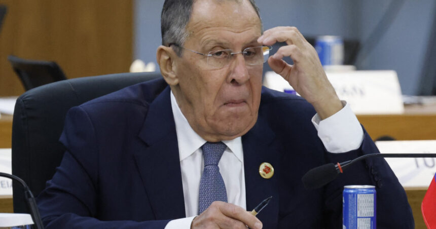 Rusia solicită validarea internațională a teritoriilor ucrainene anexate. Lavrov subliniază: „Numai astfel se poate atinge o pace durabilă” 1 rusia cere recunoasterea internationala a regiunilor ucrainene anexate lavrov doar asa e posibila o pace durabila 68b814132a30f