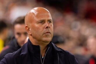 schimbare de urgenta la liverpool arne slot modifica lista uefa dupa verdictul sumbru al medicilor 68d67a2a93e4a
