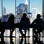 Transformări radicale în codul muncii: O zi de lucru de până la 12 ore? Descoperă detalii! 3 schimbari majore in legislatia muncii ziua de lucru ar putea ajunge la 12 ore iata unde 68ce525c8bd48