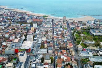 sedinta la comisia de urbanism din primaria constanta puz ul companiei cambela prod srl pentru terenul din tomis 3 regenerarea taluzurilor si plajele din constanta nord pe ordinea de zi 68bc3545d74f9
