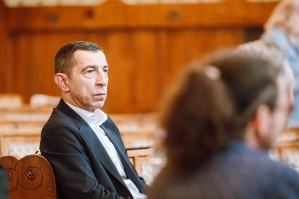 seful pnl mures in partid nu exista subiectul demisiei lui bolojan noi incercam sa facem reforma nu sa schimbam prim ministrul 68d18704bdf56