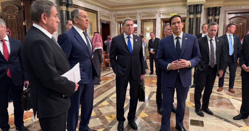 Serghei Lavrov și Marco Rubio, discuții esențiale săptămâna viitoare, în contextul reacțiilor lui Trump față de Putin. 1 serghei lavrov se va intalni cu marco rubio saptamana viitoare intalnirea vine dupa ce trump s a declarat suparat pe putin 68cd67e2a1dae