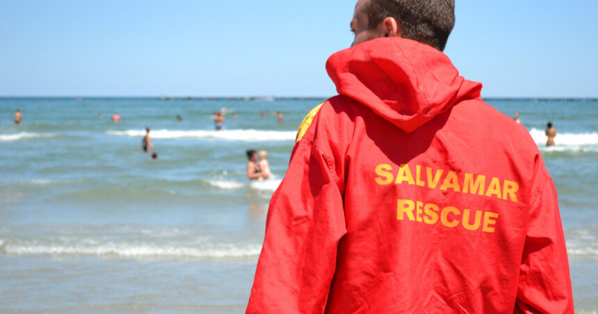 Vară cu provocări în Constanța: 18 victime ale înecului, 72 de turiști salvați și peste 700 de persoane primind îngrijiri medicale 1 sezon estival cu interventii record in constanta 18 persoane s au inecat 72 de turisti salvati si peste 700 asistati medical 68bb0b6aecba8