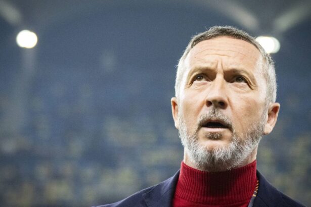 si mihai stoica si a pierdut increderea in fcsb ne bate toata lumea singurul lucru care il linisteste inainte de meciul cu fc botosani 68ca4849c5971