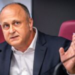 Rapid și-a văzut visurile spulberate în fața competitorilor pentru titlu! Gâlcă, nevoit să regândească strategia 3 special rapid a pierdut marele avantaj in fata rivalelor la titlu galca obligat sa schimbe 68c2e4dec0a9e
