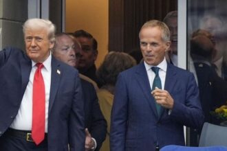 startul finalei us open intarziat din motive de securitate donald trump a fost aclamat dar si huiduit in arena 68bdde2bd95df