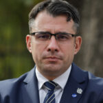 Ştefan Pălărie: „Consider că Bolojan nu ar trebui să-şi abandoneze funcţia”. Ce alternativă realistă propune liderul senatorilor USR? 2 stefan palarie nu cred ca bolojan trebuie sa si dea demisia care este cel mai viabil scenariu in opinia liderului senatorilor usr 68d135ad6cce7