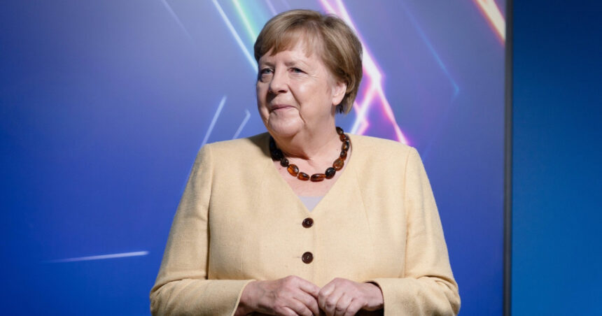 „Într-o lume pustie: Viziunea alarmantă a fostului cancelar german Angela Merkel” 1 suntem complet singuri in camp deschis previziune sumbra a fostului cancelar german angela merkel 68ca6d121a14f