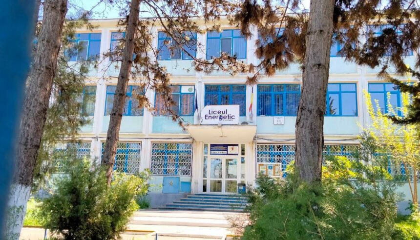 DIICOT preia cazul preotului de la Liceul Energetic, suspectat de tentativa de corupere sexuală a doi adolescenți 1 surse diicot preia dosarul preotului care preda religia la liceul energetic acuzat ca ar fi incercat sa corupa sexual doi minori 68d23c5571322