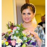 Capcana financiară a dividendelor: Cântăreața de muzică populară Mariana Ionescu Căpitănescu, pe punctul de a cădea în plasa escrocilor 2 teapa banilor din dividende cantareata de muzica populara mariana ionescu capitanescu la un pas sa devina victima infractorilor 68caffced310a