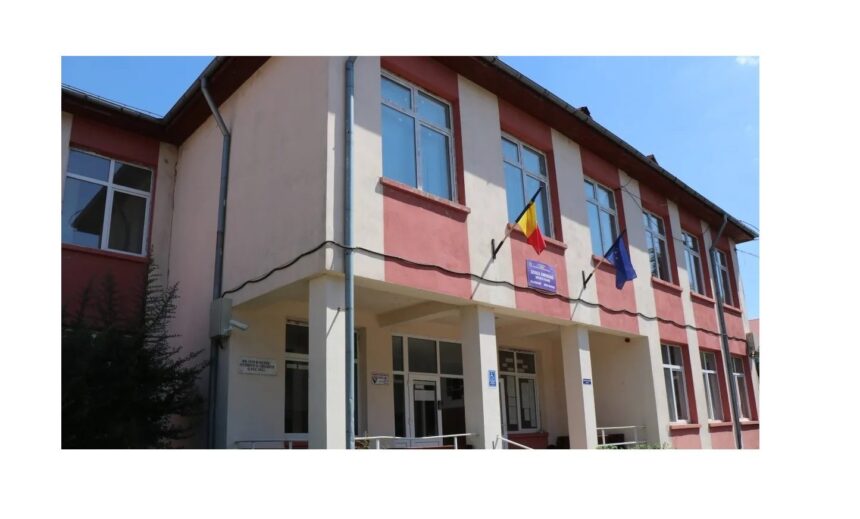 Reabilitarea și modernizarea terenului sportiv de la Școala Mircea Eliade din Cernavodă: un nou început pentru pasionații de sport! 1 terenul de sport multifunctional de la scoala mircea eliade din cernavoda va fi reabilitat si modernizat 68b70807b322e