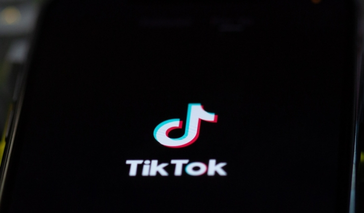 TikTok, sub supravegherea Statelor Unite: Trump dă undă verde achiziției de către investitori americani 1 tiktok sub control american trump aproba oficial preluarea de catre investitori din sua 68d6534b4fd21