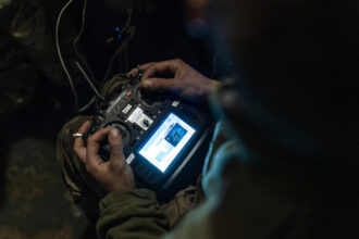 ucraina acuza trupele ruse ca s au deghizat in civili pentru o misiune de sabotaj in donetk 68ca74837e382