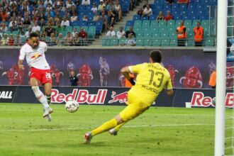 un fost portar din superliga face senzatie in italia e rege in serie b dupa primele etape 68d161bebf5a7