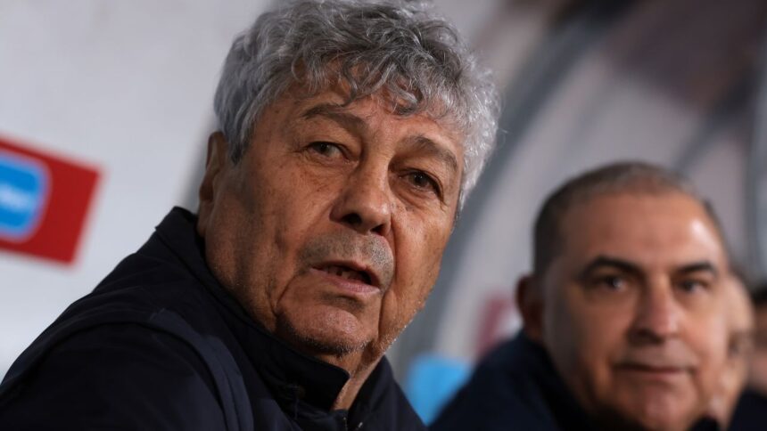 Un jucător din echipa națională a luat legătura cu Mircea Lucescu după înfrângerea în fața Canadei: „Mi-a transmis un mesaj” 1 un tricolor a pus mana pe telefon si l a contactat pe mircea lucescu dupa dezamagirea cu canada mi a dat un mesaj 68c967ddee859