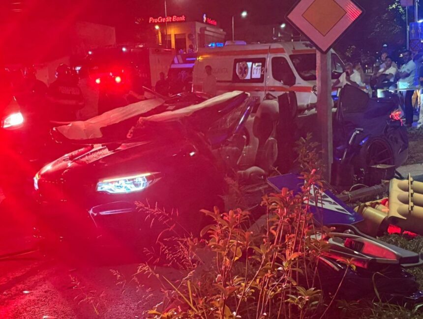 Accident Devastator în Constanța pe Bulevardul Mamaia: Victime Multiple și Scene Șocante 1 update foto video accident grav in constanta pe bulevardul mamaia sunt mai multe victime imagini greu de privit 68ca4fd97df7e