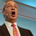 Furia criticilor după afirmațiile false ale lui Farage despre românii care ar consuma lebede din parcurile britanice: „A preluat inspirația de la Trump” 3 val de critici dupa ce farage a mintit ca imigrantii romani mananca lebede din parcurile britanice s a inspirat direct de la trump 68d41f208ffb4