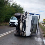 Coliziune spectaculoasă la Viișoara: Un automobil s-a răsturnat la intrarea dinspre Cobadin! 2 video accident rutier la intrare in viisoara dinspre cobadin un autovehicul s a rasturnat 68da762da74ed