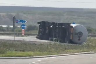 video autocisterna cu metan rasturnata pe dn24a langa barlad traficul este blocat sunt pierderi de gaz isu intervine 68b6f77529414