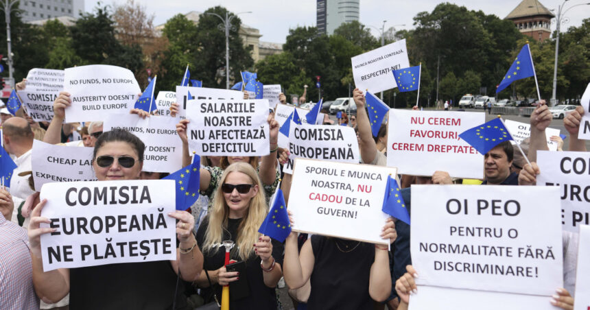 Bolojan, cu privire la protestul angajaților MIPE de la Guvern: „Participarea la alte activități presupune responsabilitate, nu compensație” 1 video bolojan despre angajatii mipe care au protestat la guvern daca participi la alte activitati trebuie sa iti asumi nu sa fii platit 68d42272f33bd