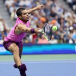Carlos Alcaraz triumfă în fața lui Sinner și își revendică coroana de la Flushing Meadows, revenind astfel pe prima treaptă a ierarhiei mondiale! 3 video carlos alcaraz l a invins pe sinner si a castigat titlul la flushing meadows spaniolul revine pe primul loc in clasamentul mondial 68be6047dc500