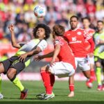 Un talent neexplorat: Ce jucător de excepție ar fi putut să îmbrace tricoul naționalei României! 3 reușite și 2 pase decisive în ultimele 4 partide cu Borussia Dortmund 3 video ce fotbalist putea avea nationala romaniei 3 goluri si 2 pase de gol in ultimele 4 meciuri la borussia dortmund 68d8157d86646