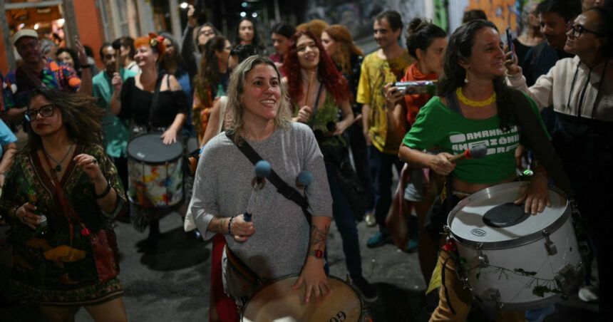 "Victorie pentru justiție în Brazilia: Reacțiile liderilor din America Latină după condamnarea lui Bolsonaro" 1 video condamnarea lui bolsonaro sarbatorita in brazilia se face dreptate reactia liderilor din america latina 68c44640da3ea