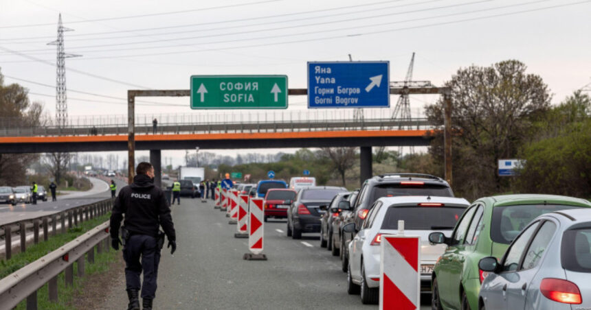 Măsuri mai dure în Bulgaria pentru vitezomani: Ce sancțiuni îi așteaptă pe cei care accelerează excesiv? 1 video conditii mai aspre in bulgaria pentru soferii vitezomani ce risca de acum inainte cei care apasa prea tare pedala de acceleratie 68be8e06643a6